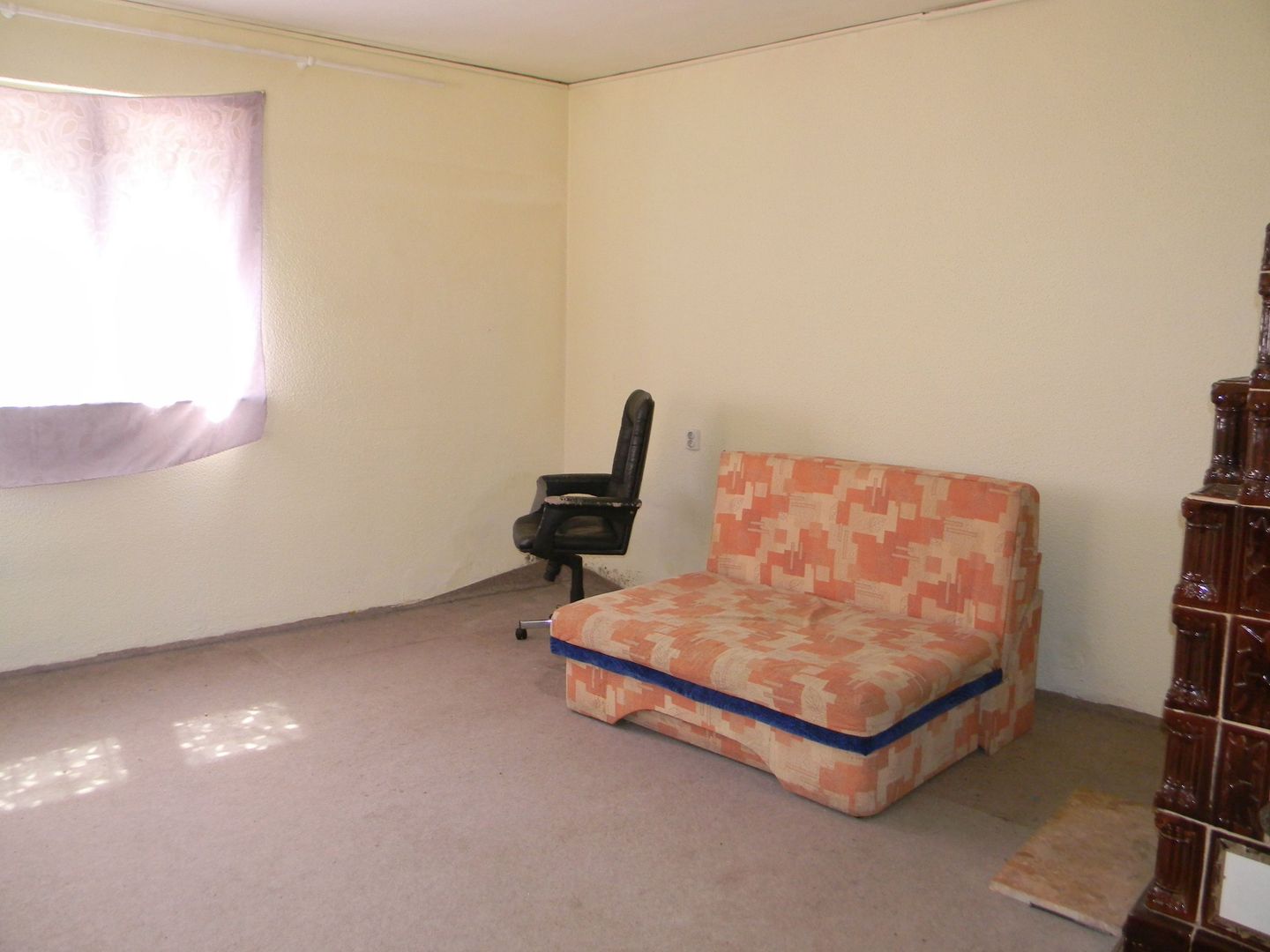 Proprietate cu 2 hale si casa la inchiriat,teren 1350mp - Poză 22