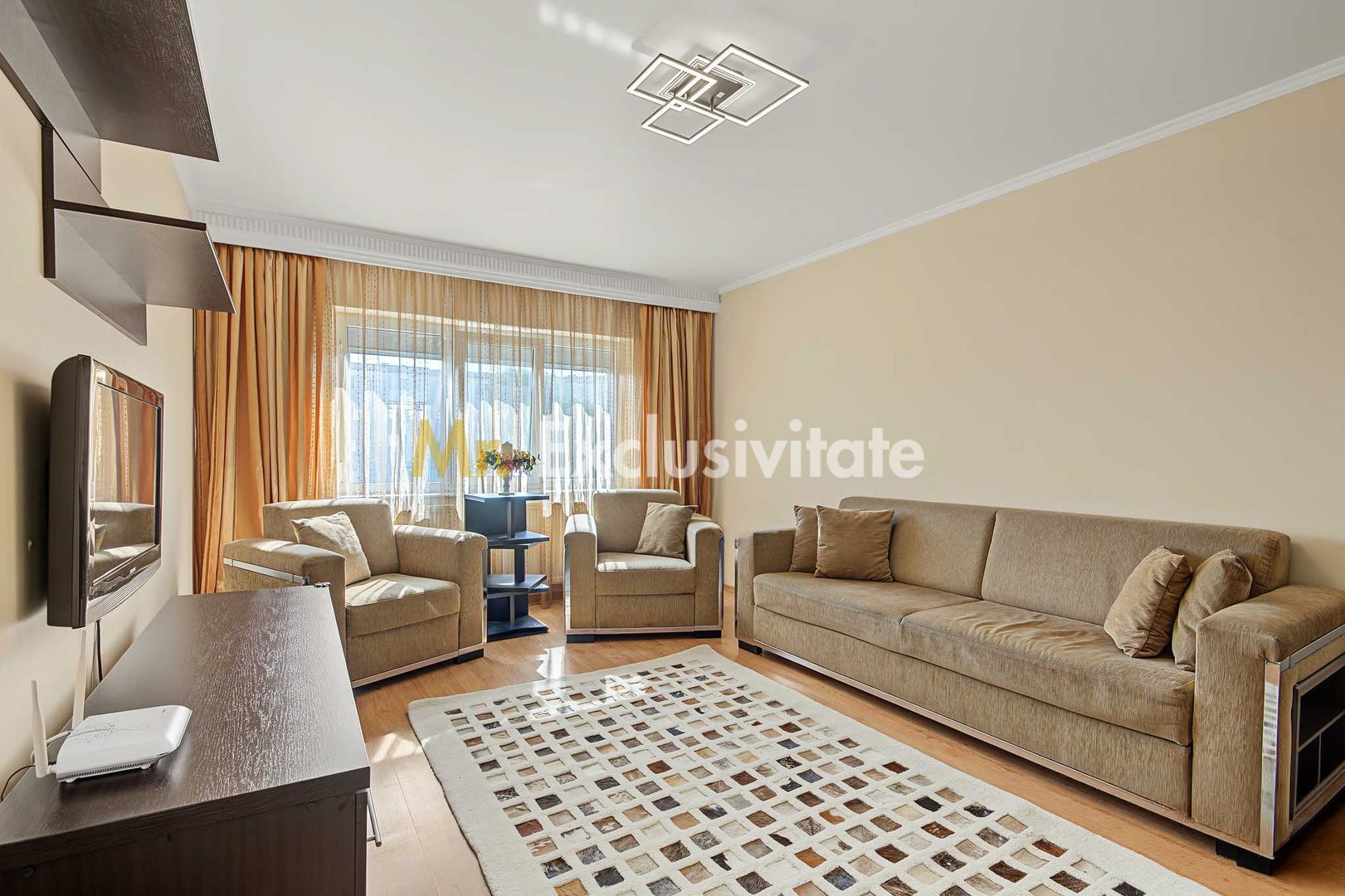 Central-Eremia, ap. 3 camere, 2 băi + boxă,proaspăt zugrăvit, et.2 - Poză 4