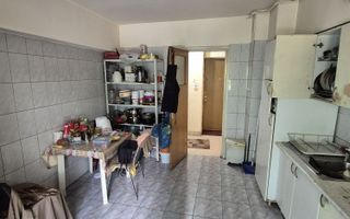 Vanzare Apartament 2 Camere Bd. Unirii la intersectia Nerva Traian cu O. Goga - Poză 6