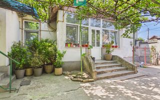Casă individuală zonă centrală - teren 940 mp - Poză 1