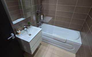 🏡 Apartament decomandat  2 camere | loc de parcare inclus - Poză 10