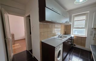 Apartament 2 camere decomandat, 40 mp utili, etaj 1,zona Progresu–Deva