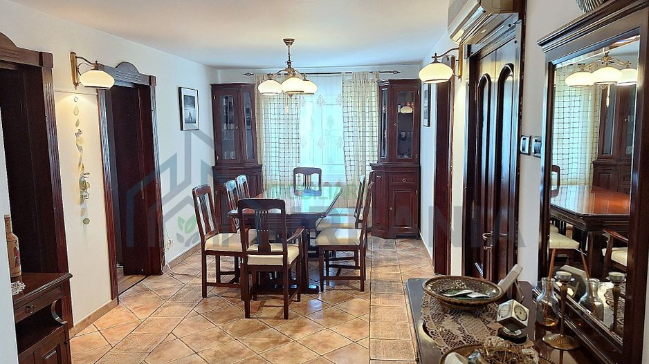 Apartament 3 camere + dining, 100 mp, zona Tribunal Iași - de închiriat - Poză 1