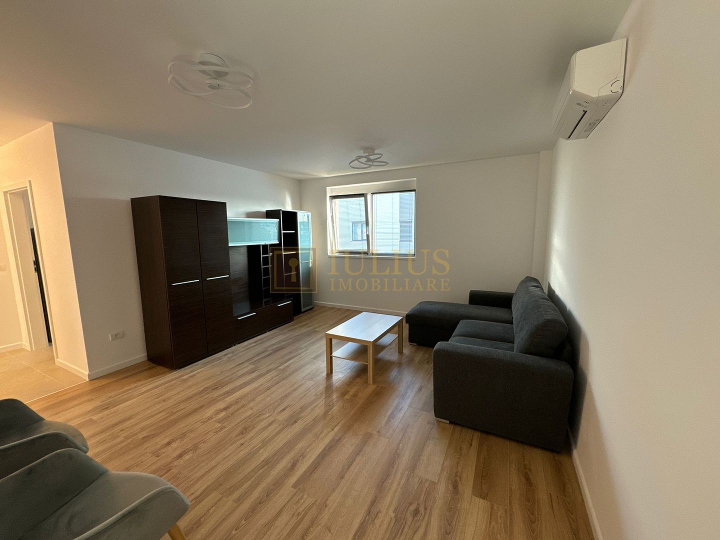 Sorelui /Sud Plaza- 2 camere, loc de parcare - Poză 1