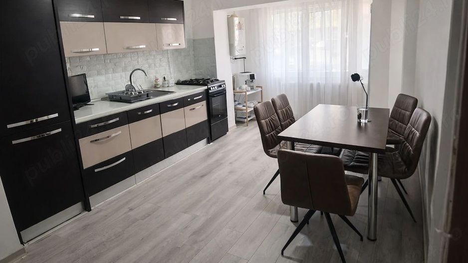 Apartament de vânzare 3 camere 57mpu mobilat parter Ampoi 3 Alba Iulia - Poză 1