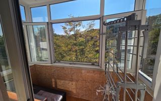 Apartament cu 3 camere de vânzare în Targu Cucu, Iasi - Poză 10