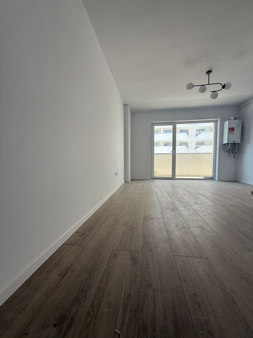 COMISION 0% !!!VANZARE APARTAMENT 2 CAMERE FINISAT GARAJ  ZONA EROILOR - Poză 1
