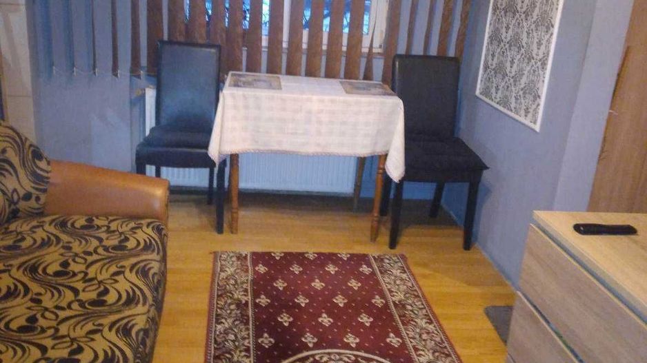 BRASADAS vinde ap 2 cam etaj 4/4 in Solidaritatii - Poză 1