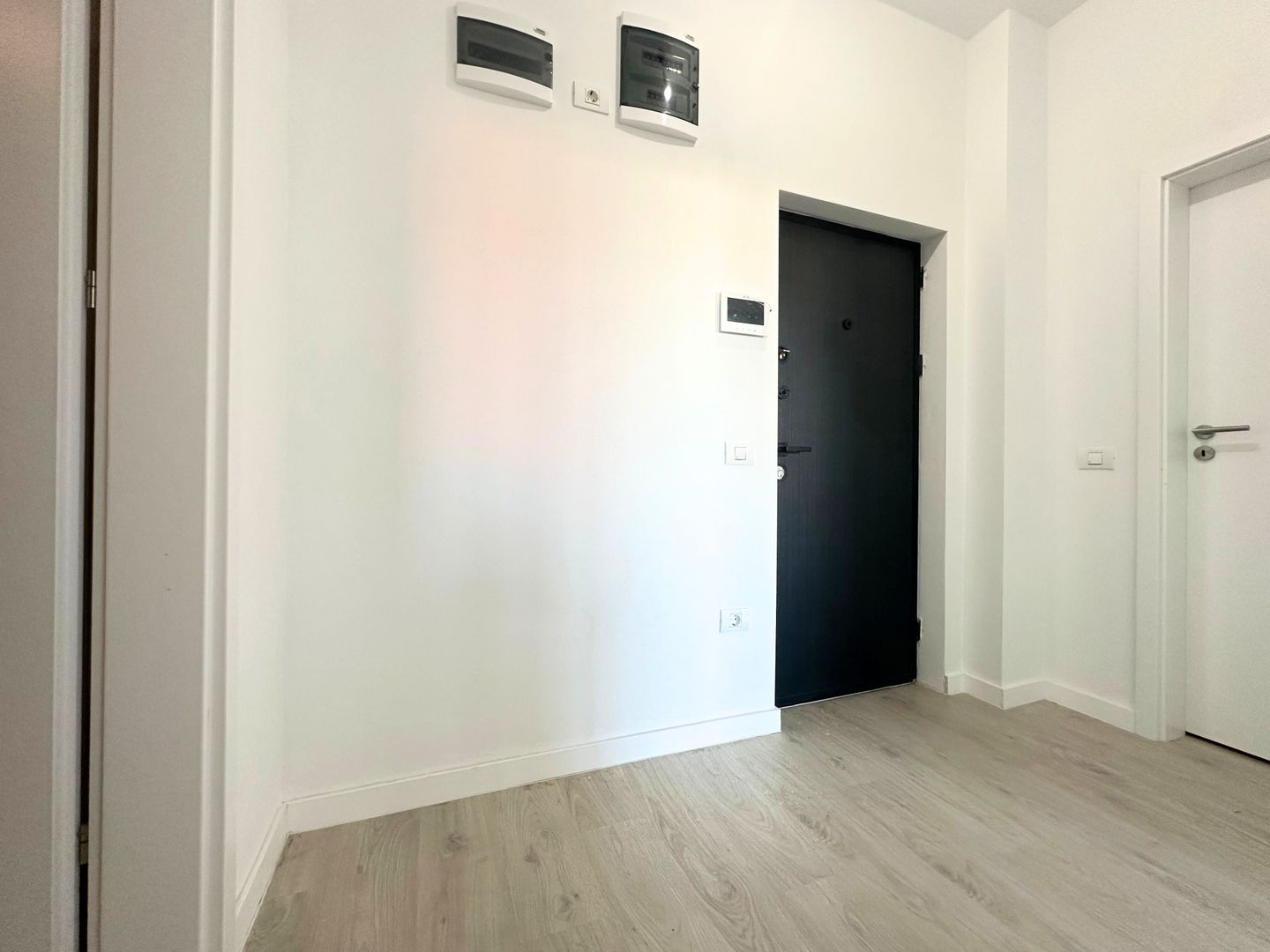 Apartament tip studio de vânzare lângă Paradisul Acvatic cu parcare si boxa - Poză 13