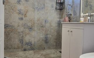 Vand apartament cu 2 camere in Cornisa, et. intermediar, lift nou - Poză 6
