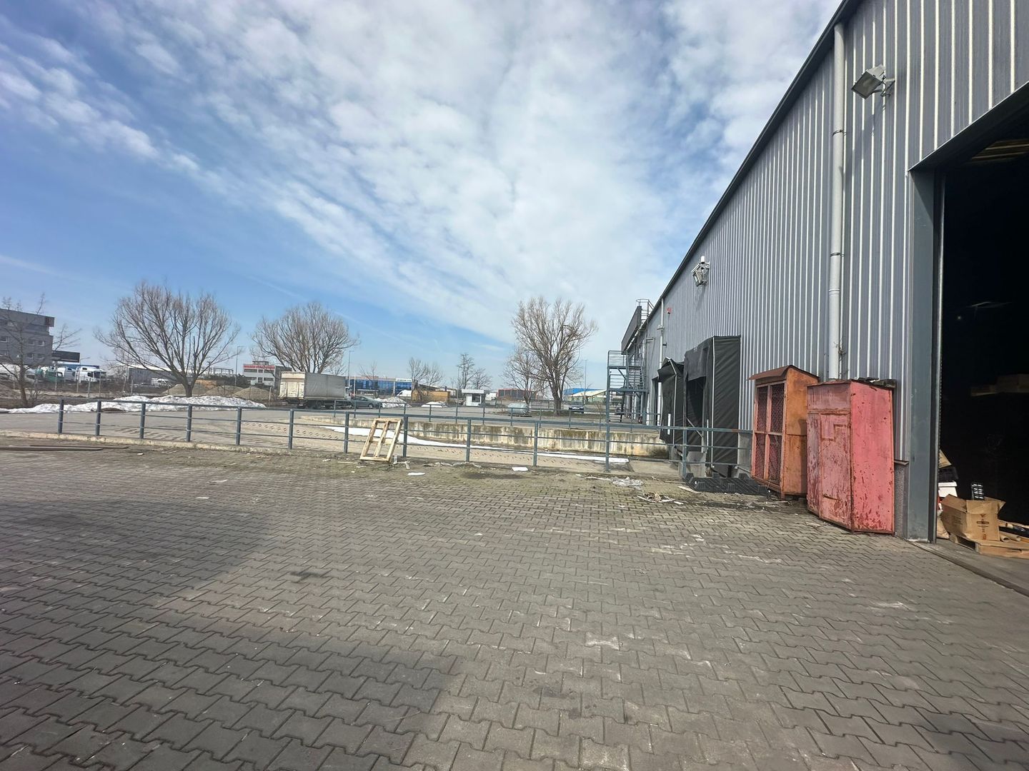 Proprietate logistică cu hală și platformă betonată – zona Șos. Odăii București - Poză 6