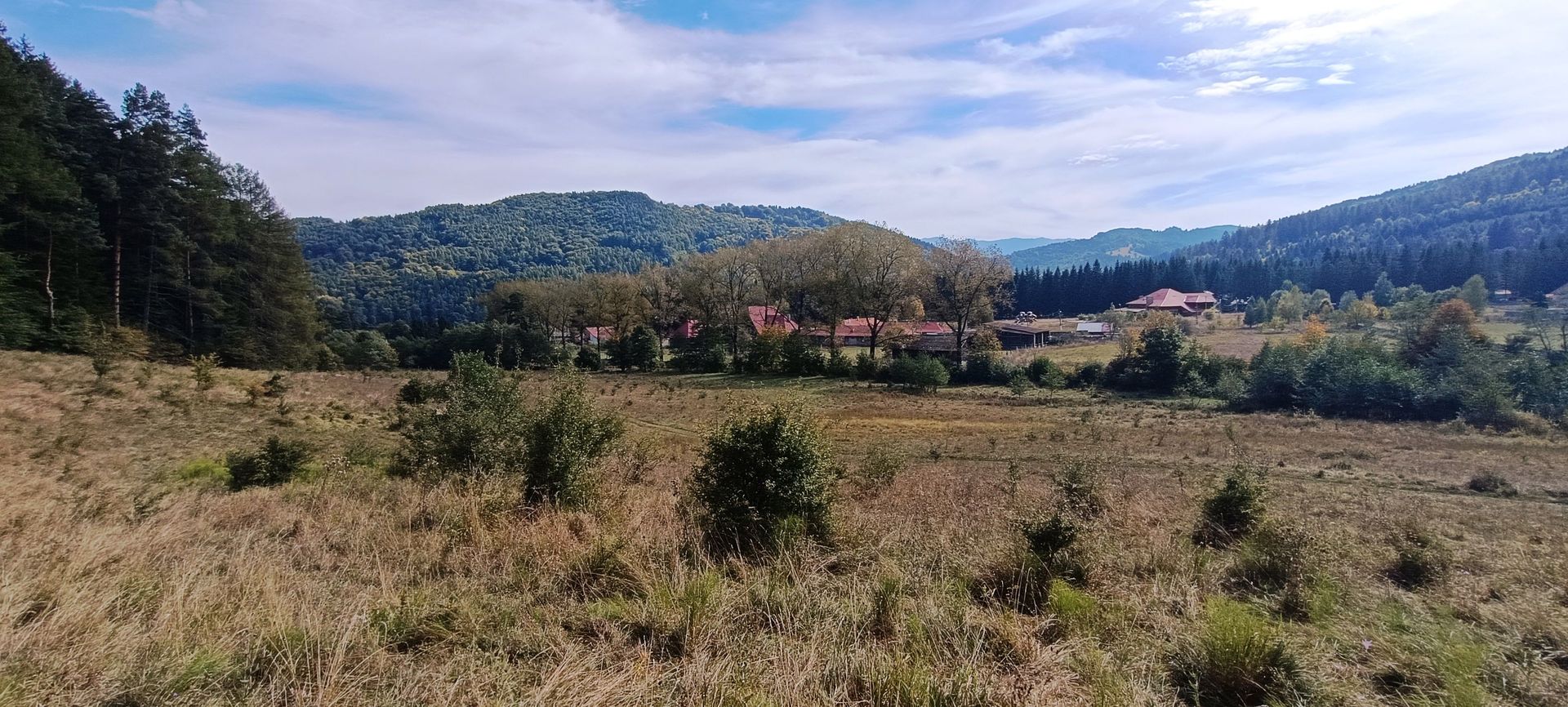 teren in zona Bradet-Sacele - Poză 1