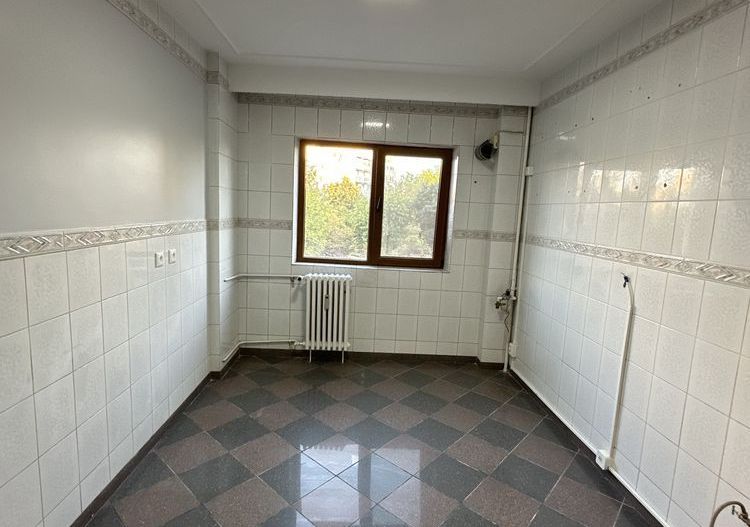 Vand apartament 4 camere Drumul Taberei - Poză 6