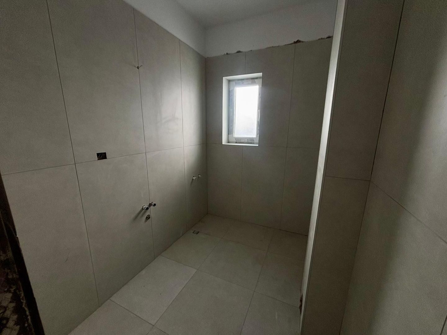 Apartament cu 3 camere si 2 bai - Selimbar - Poză 4