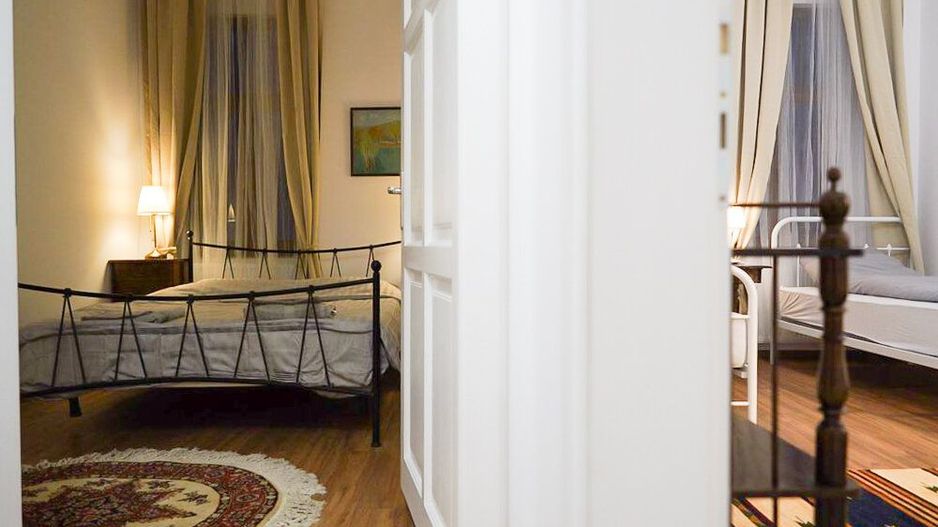 Apartament ultracentral, 2 dormitoare, 58 mp. 120 000 E. Comision 0. - Poză 11