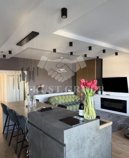 Apartament 3 camere Emerald Residence | Loc de parcare - Poză 1
