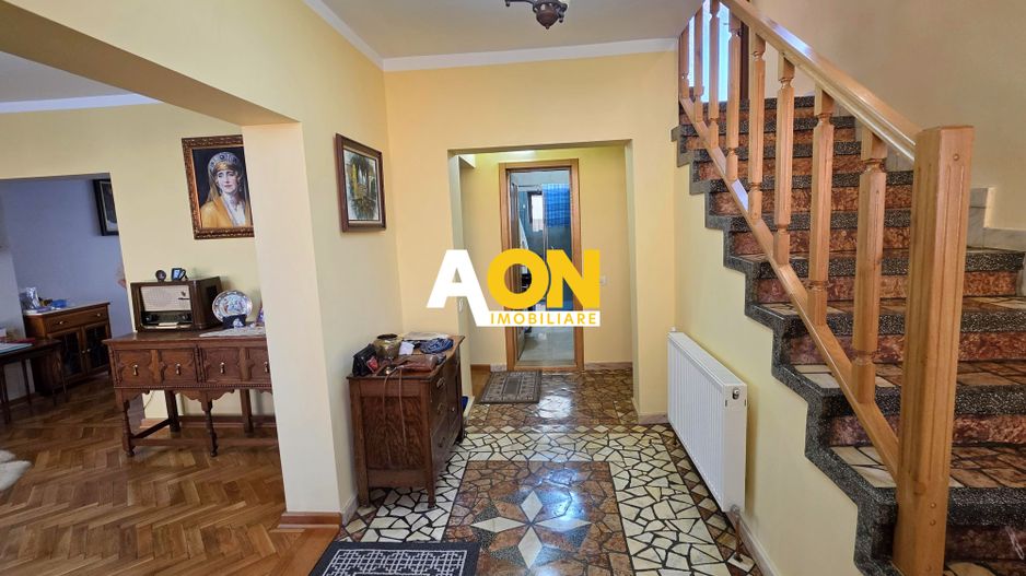 Duplex mobilat, utilat, 4 camere, garaj, zona exclusivista, Cetate - Poză 4