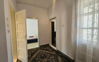 Casa Sibiu central 5 camere, 4 bai - Poză 19