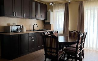 Apartament 3 camere, terasă, balcon închis, parcare - Poză 1