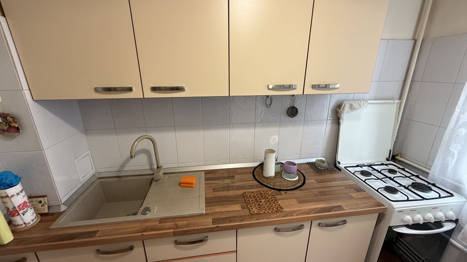 Apartament 3 camere 60 mp etaj 2 - Campina ,langa OMV - Poză 11