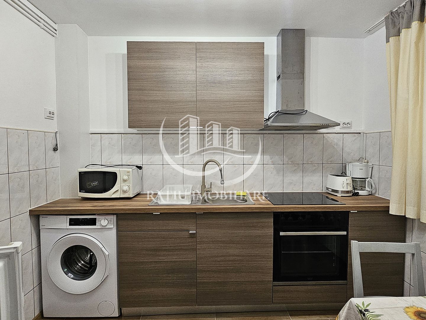 Apartament cu 2 camere | Etajul 1 | Central | Oradea - Poză 10