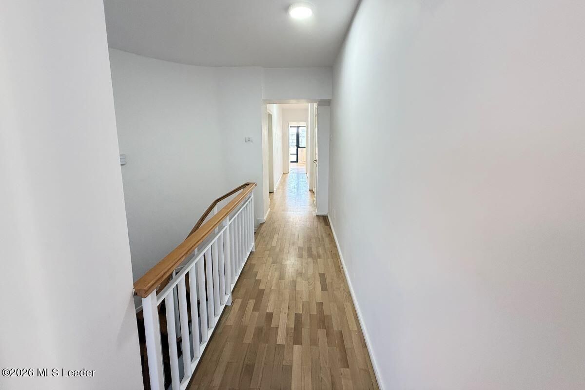Polona - Duplex 256 mpu, 6 camere, etaje 6+7, panorama, terase 52 mp - Poză 31