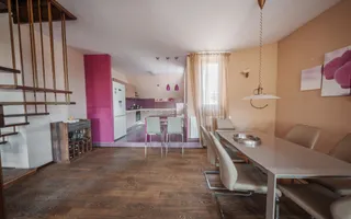 Case de vânzare Sibiu | Trei Stejari | 320 mp, acces din 2 străzi - Poză 12