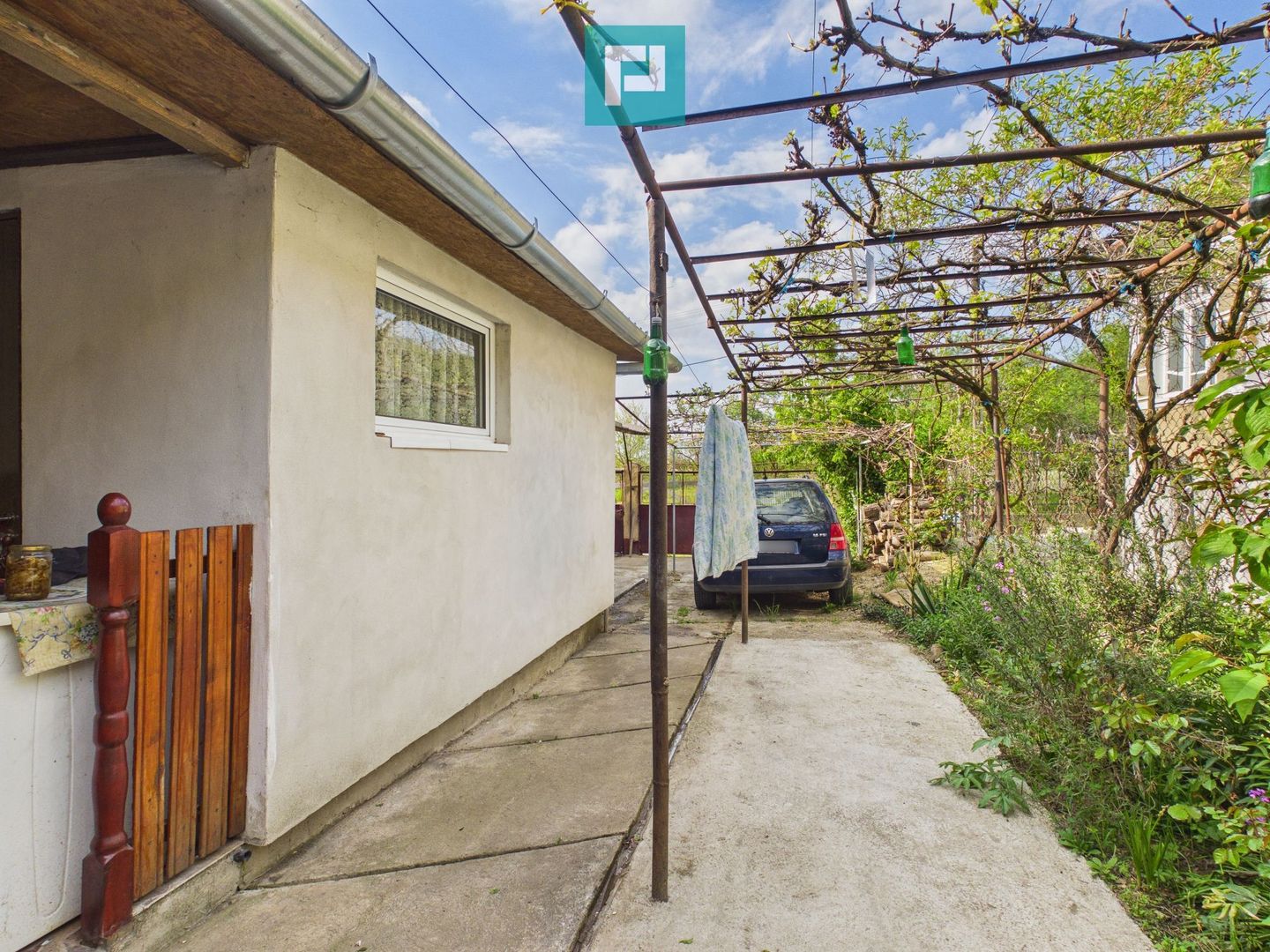 Casă cu 3 camere și teren generos în Drauț - Poză 5