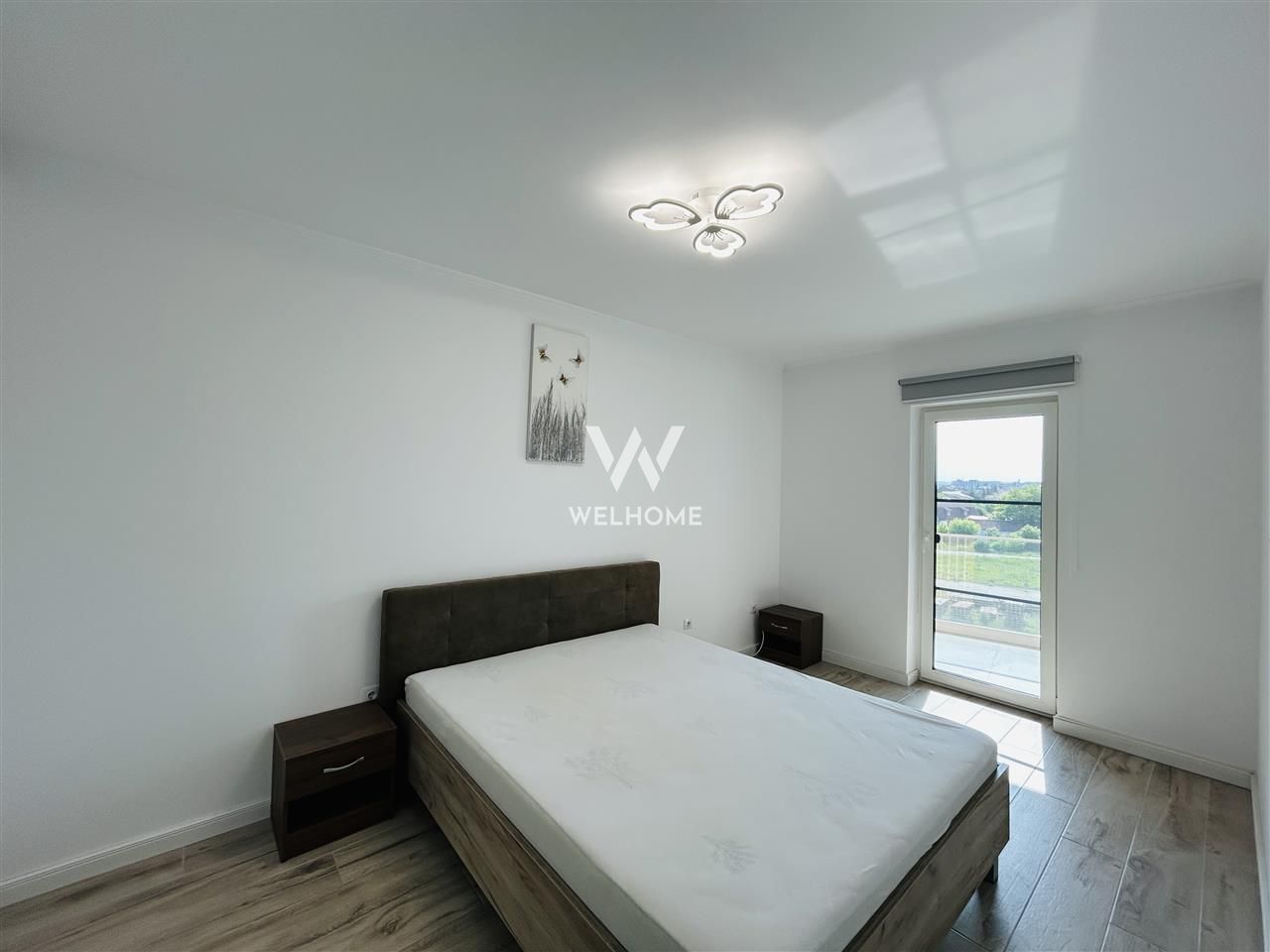 Apartament modern de vanzare - 2 camere, balcon si loc de parcare - Poză 5