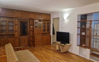 De închiriat – Apartament 3 camere, proximitate UMF/Spital - Poză 3