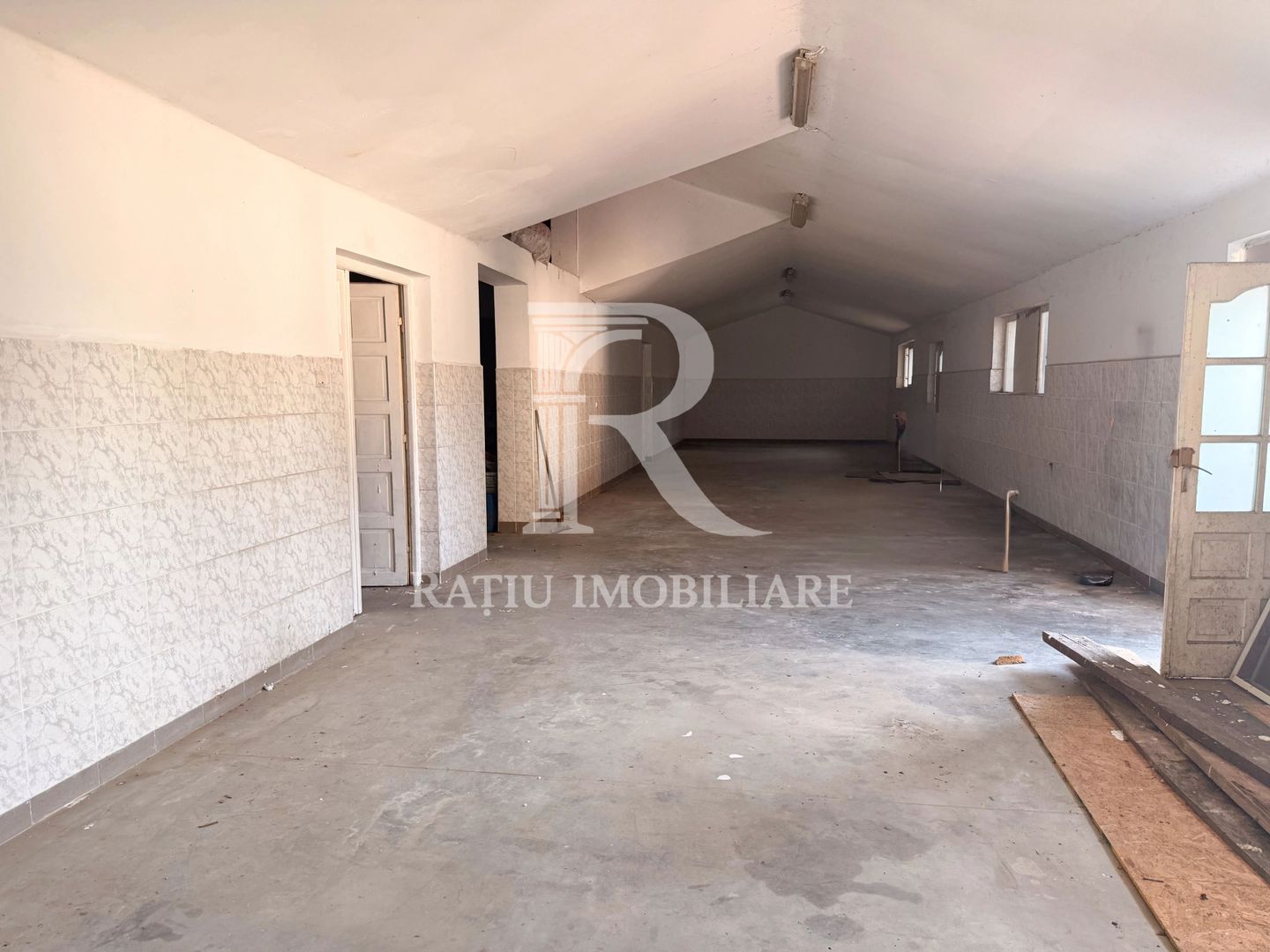 Casă cu Hală Industrială | Teren 3.200 mp | Ineu | Bihor - Poză 26
