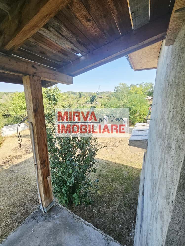 🏡 Vilă luminoasă, 4 camere, cu teren generos – Com. Plopu - Poză 57