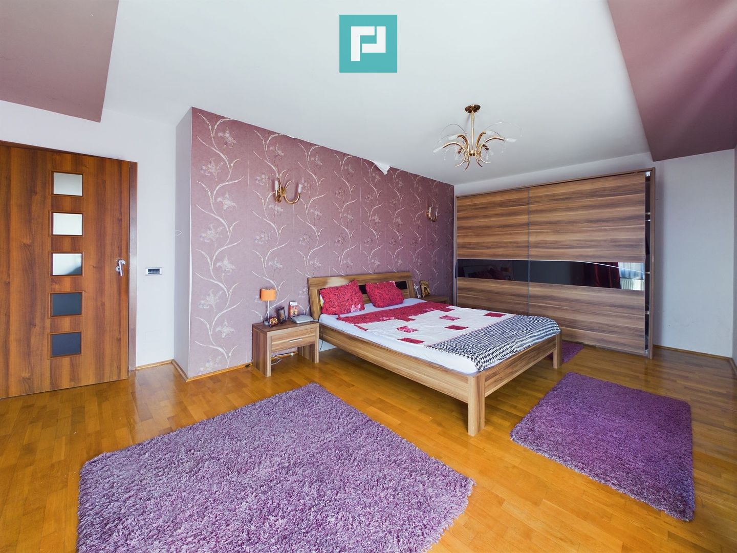 Vilă spațioasă cu 8 camere, Grădiște - Poză 45