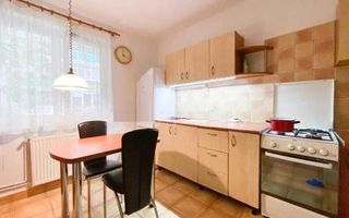 Apartament 2 camere, zona Ultracentrala. - Poză 2