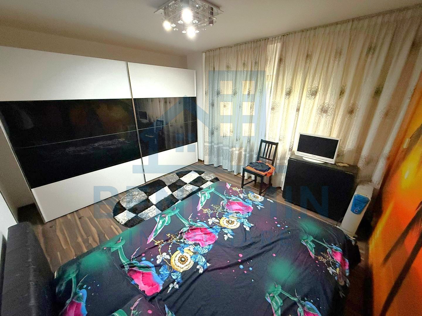 4 Camere Etaj 2 George Enescu Foarte spatios Liber 96mp An 1984 - Poză 8