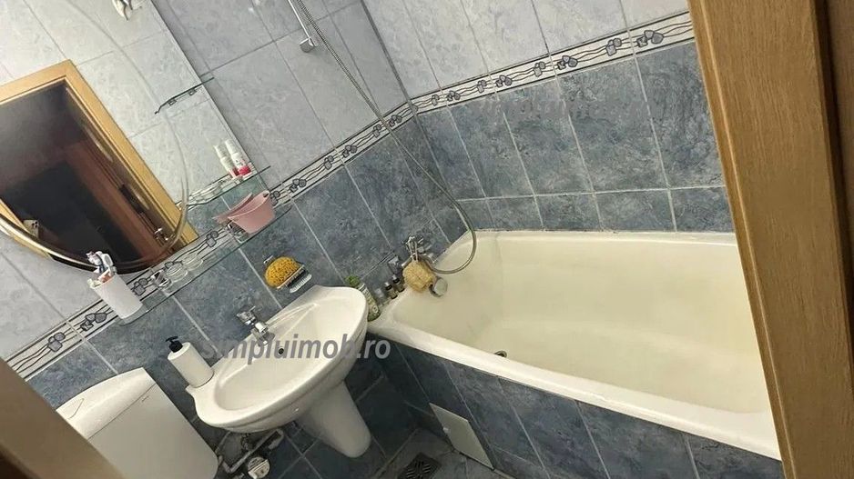Decomandat 4 Camere Sector 3 Etaj Intermediar - Poză 18