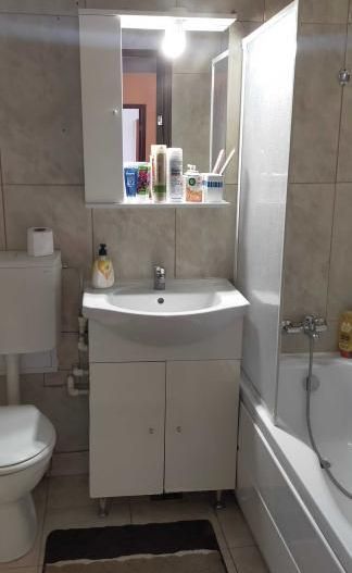 Vanzare Apartament 4 camere, Almasu Mare, Berceni. Teava Centrala in Bucatarie. - Poză 5