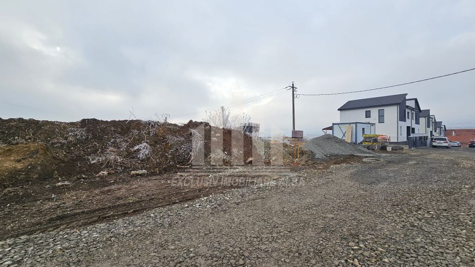 Teren intravilan de vanzare, Dealul Furcilor - Poză 1