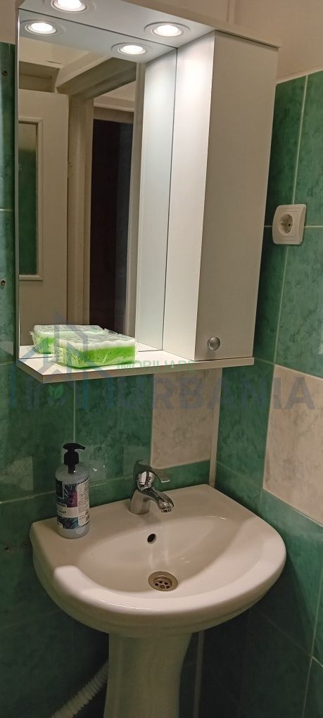Garsonieră de închiriat în Podul Roș - Palas, Iași, 24 m², mobilată și utilată - Poză 5