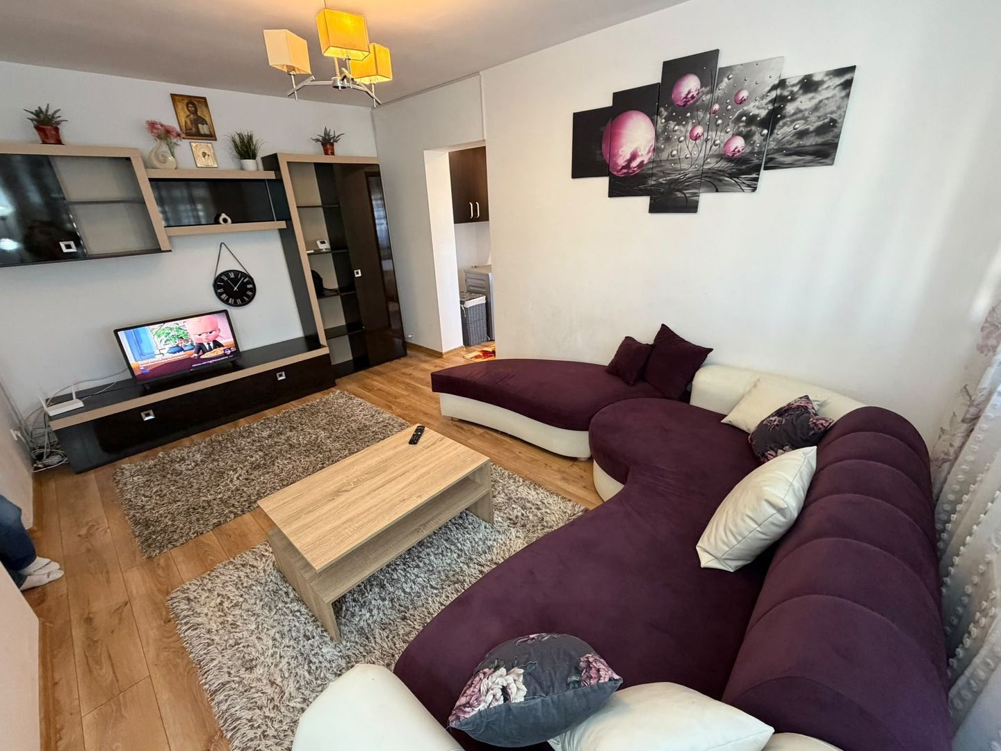 AP. 2 CAMERE - CASTELUL DE APA, PARCARE INCLUSA, MOBILAT, COMISION 0% - Poză 1
