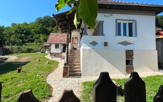 Conac Boieresc | Restaurat | Teren 2000 m - Poză 1