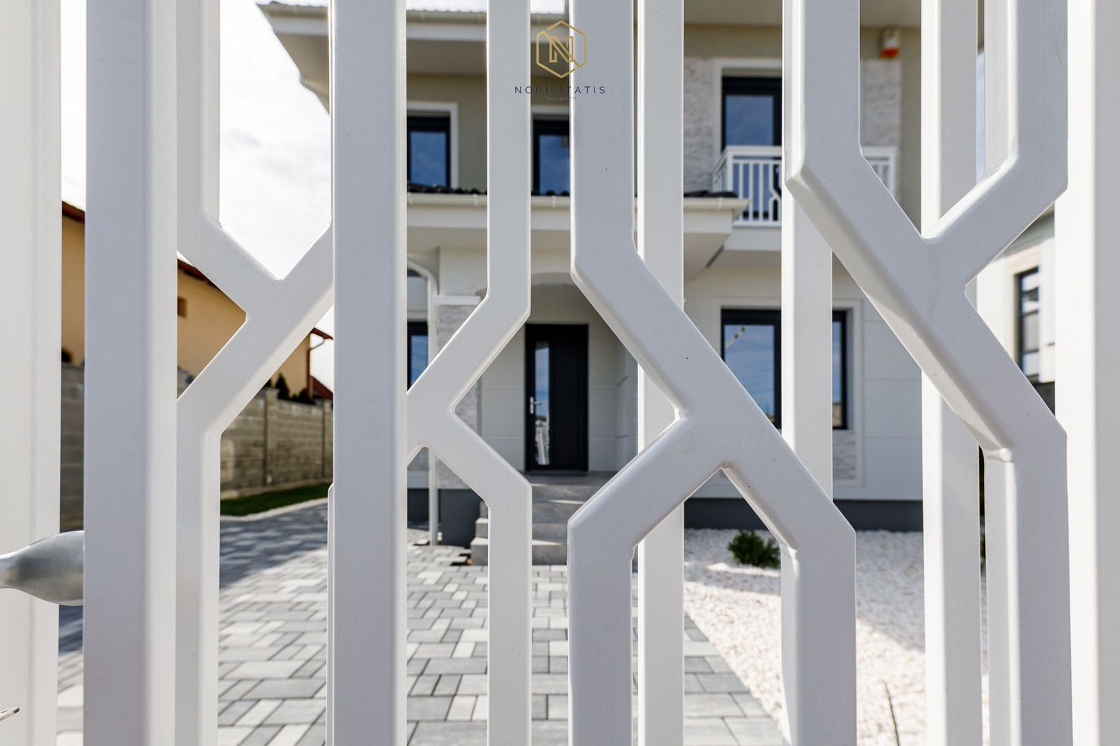 OFERTA VANDUTA - Casa de vis în Dumbrăvița - confort, siguranță și natură! - Poză 38