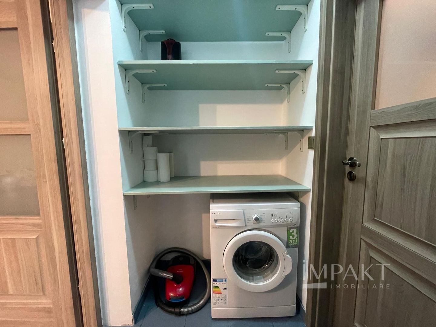 Apartamentu cu 2 camere in zona Semicentrala - Poză 9