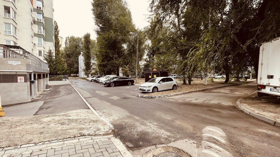 Spațiu comercial de închiriat în Botanica, Chișinău - Poză 3