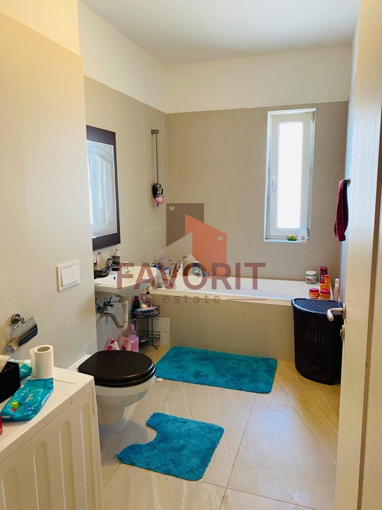 2 camere | centrala proprie | mobilat si utilat | loc parcare | zona excelenta | - Poză 8