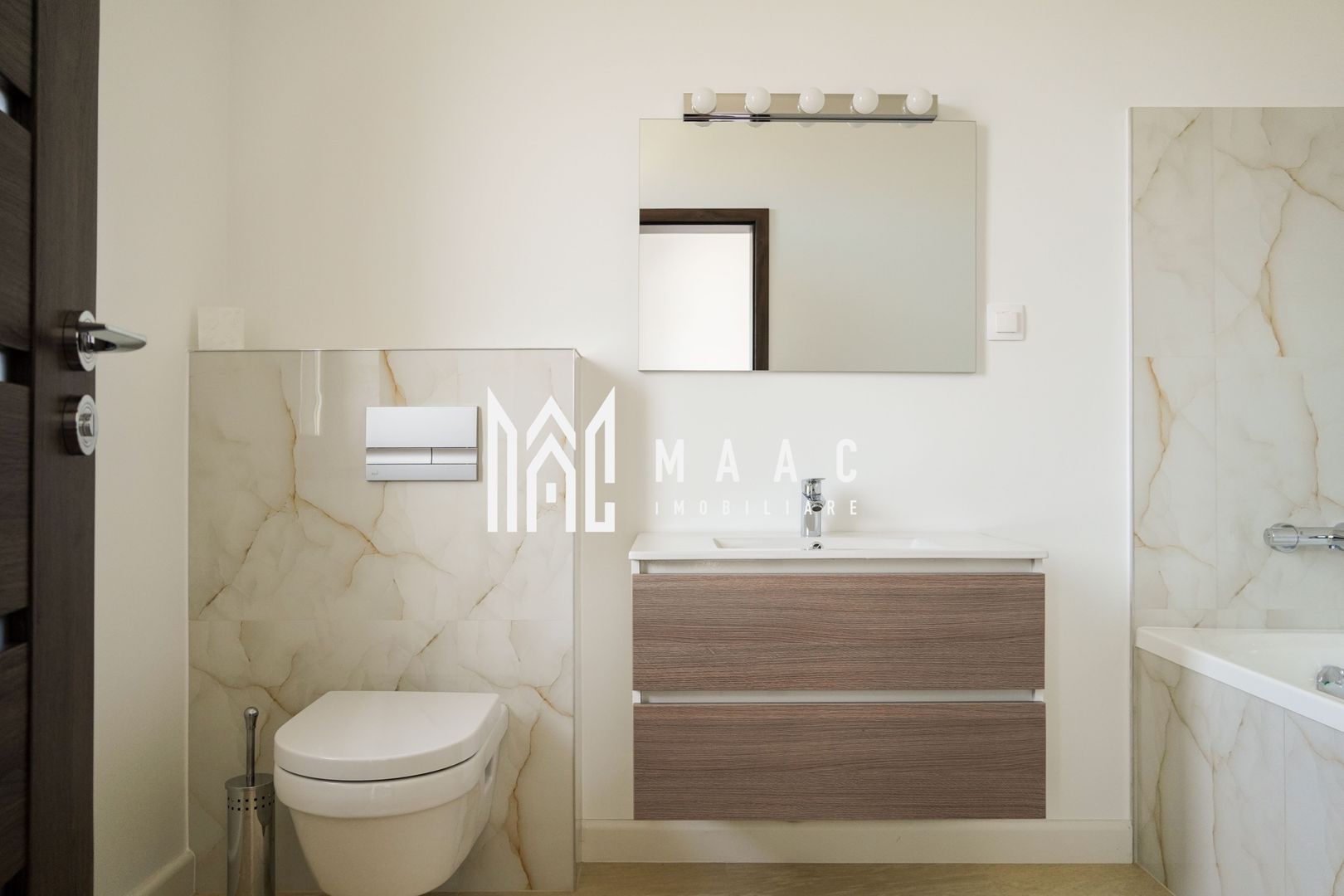 Casa Individuala de LUX | 7 camere | Selimbar - Poză 12