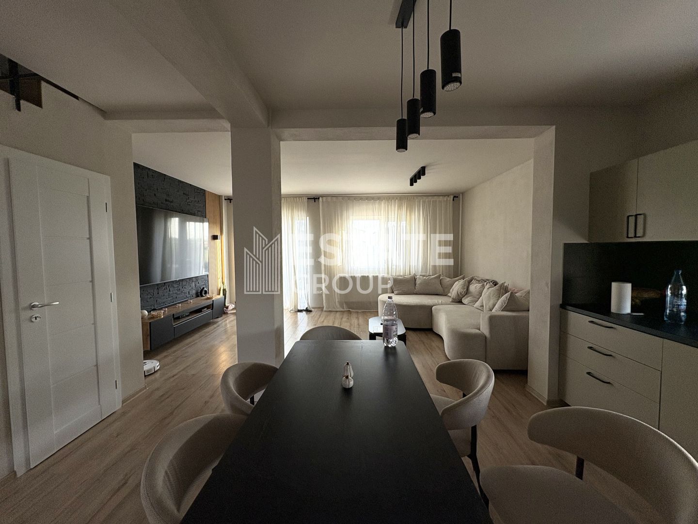 Duplex cu 4 camere in Mosnita Noua - Poză 1