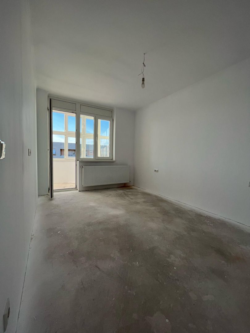 Ag EUROPA vinde ap 4 cam 140mp la etajul 4 în zona CENTRALA . - Poză 10