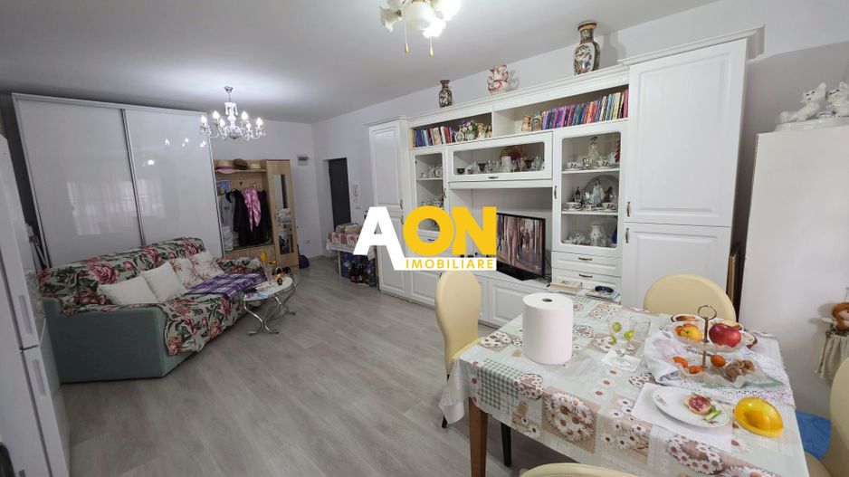Apartament 3 camere, 2 balcoane, etaj 1, parcare, bloc nou, Micesti - Poză 2