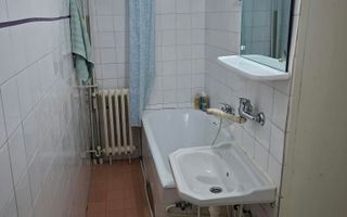 Apartament 2 camere, Zona Sagului, Etaj 2 - Poză 7